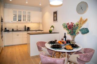 Maya's Flats & Resorts - Staromiejski Apartments - 3