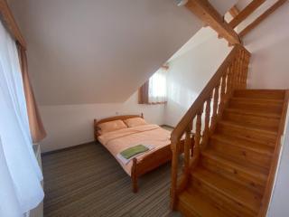 Pansion Tomas Kupres - 7