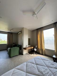 Modern Hotel Restaurant and Bar - 2