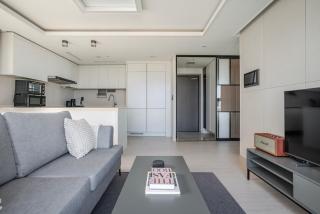 Blueground Euljiro 5o-ga balcony nr Namsan Park SEL-58 - 8