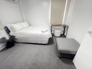 Gem 10 Gladstone -SuvaCBD 2 Bedroom - 9