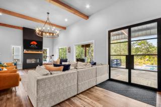 Barndo on the Blanco - 4