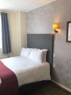 Ye Olde Talbot Hotel by Greene King Inns - 2