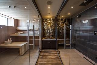 Hotelships Holland, "Oscar Wilde" Messe Hotelboat - 1