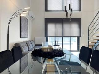 Athenean Modern Escape near Marina Floisvos - 7