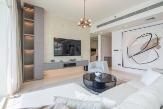Luxury 3BR plus Maids Room in Emaar Beachfront - 7