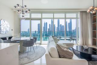 Luxury 3BR plus Maids Room in Emaar Beachfront - 6