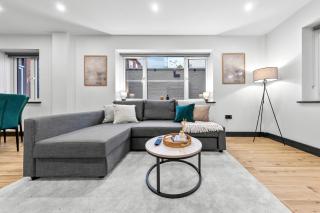 Luxury 1 Bedroom Apartment sleeps 4 with terrace 10 min to tube - 0
