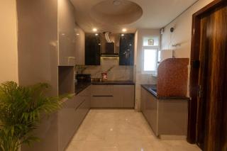 Half Flight Dwarka Sector 23 - 4