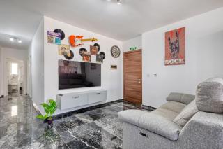 2 Bedroom Apt in Mscala - 5