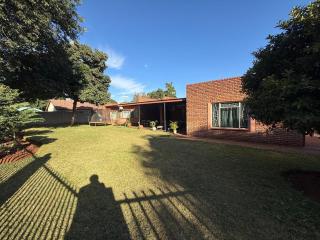 Bushveld Inn Guest House - 8