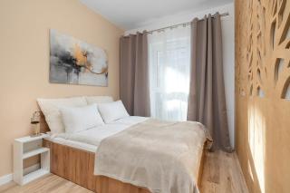 Cosy Studio in Wrocław Near the River with Parking and Balcony by Noclegi Renters - 0