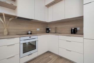 Cosy Studio in Wrocław Near the River with Parking and Balcony by Noclegi Renters - 8