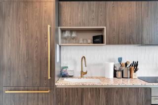 Penthouse 1BR Breathtaking City Water Views - 1