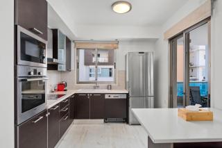 Parkside 2 Bedroom Apartment - 6