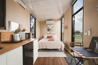 Hollow Mountain Getaway 2 by Tiny Away - 4