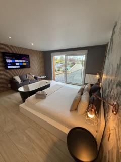 Villa de 400m2 15p - Piscine intérieure chauffée - Bonneville-sur-Touques - 2