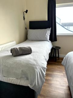 Oxwich View Cottage - 1