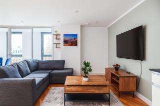 2 Bed Balcony Flat in Vauxhall - 0