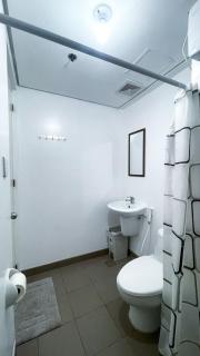 Modern Comfort Studio with City Views - 5