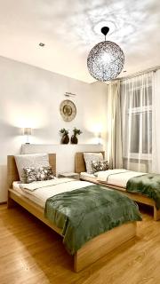 Beautiful Apartment in the center - spacious and cosy - 0
