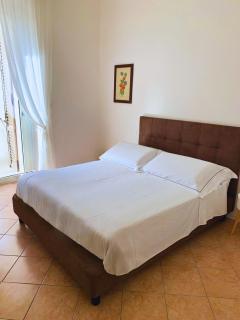 Villa River's View Private Swimming Pool & Spa citycenter on foot - 9