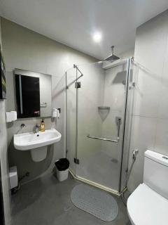 Carol Aeon suite - 1