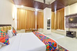 FabHotel Sunroof & Rooftop - 7