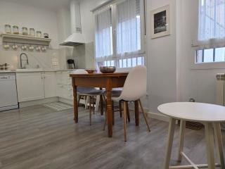 1A165 by R2R Moderno y coqueto apartamento con garaje - 1