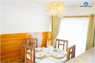 Mayooram cruises -luxury houseboat - 1