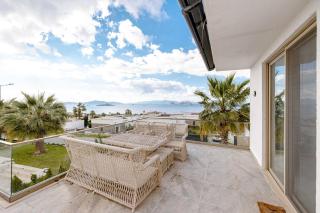 Luxury Golden Villa with sea view - 8