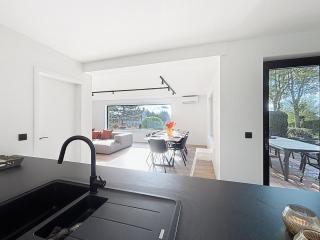 Villa Raphaëlle - close to Plopsaland De Panne! - 8