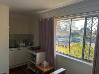 Granadilla st queen bed for couple 独立附属公寓G5 - 1