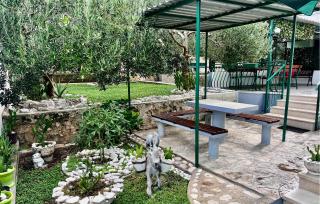 Stunning Apartment In Duce With House Sea View - 4