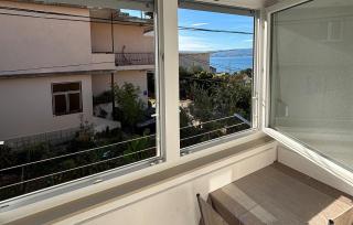 Stunning Apartment In Duce With House Sea View - 8