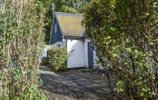 3 Bedroom Cozy Home In Hammenhög - 2