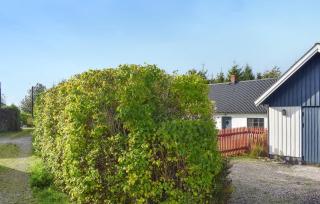 3 Bedroom Cozy Home In Hammenhög - 1