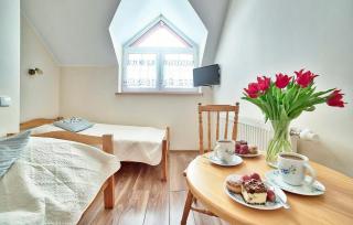 1 Bedroom Lovely Apartment In Golubie - 5