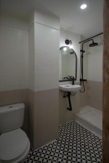 Habitación privada con baño privada en casa de 3 habitaciones - 3