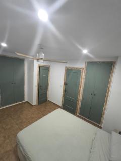 Habitación privada con baño privada en casa de 3 habitaciones - 2