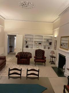 Lovely Clifton Ground Flat Two-Bed with Parking Permit x1 - 4