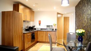 1 Bed Apartment 7 B1 By Comfort Zone - 2
