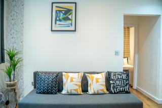 2Bed Charming Apartment Near Notting Hill & London - 4