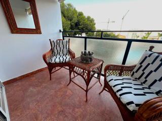 Evans Realty CB Balcón vistas al mar y piscina - 1