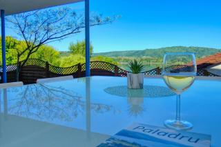 LAC CASA 60' Sixties-style flat with terrace overlooking the lake 300 m - 1