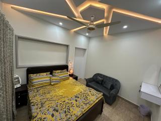 Sahiwal family Guest house - 6