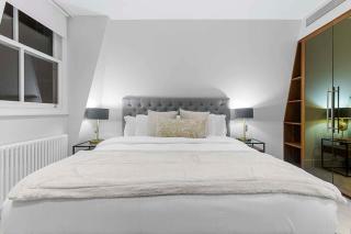 Luxury 5 Bedroom Home - 4