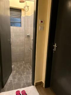 SeraStay Makasembo - 1