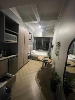 One Thibault Hotel - Studio in Cape Town City Centre - 9
