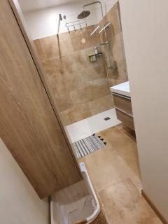 La Petite Roussette! - 7